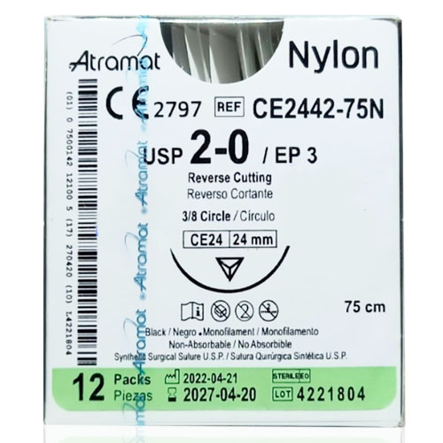 Nylon 2-0 reverso cortante 3/8 círculo, tamaño CE24